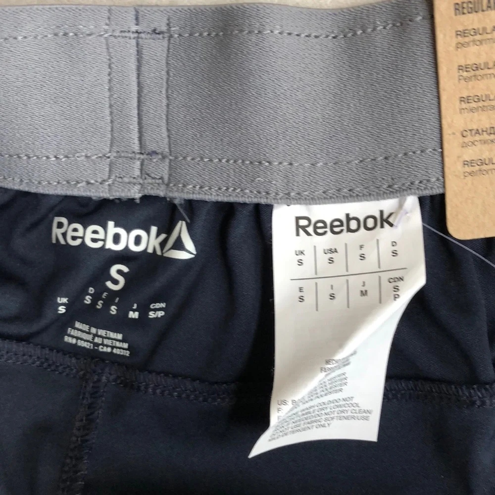 Reebok Men’s PlayDry Classic Cut for Built-In Performance Workout Shorts Size S